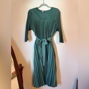 Elegant Teal Pleated Dress